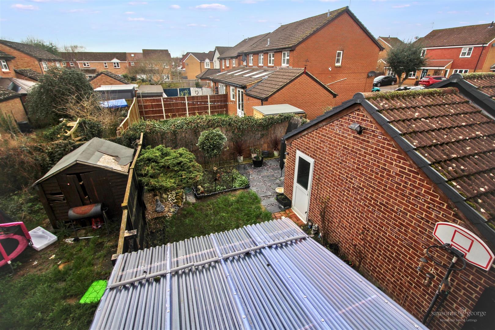 Pemberton Gardens, Calcot, Reading